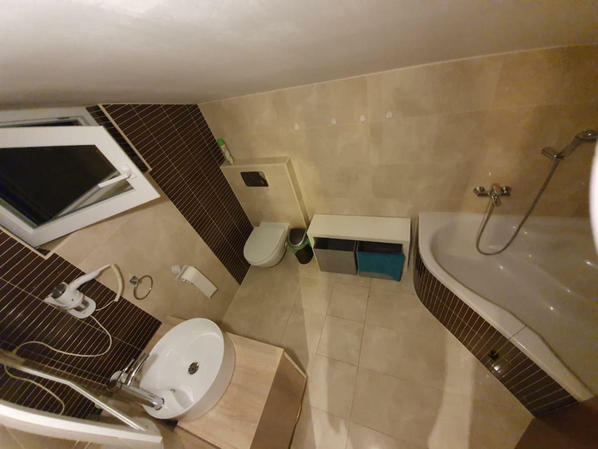 Allure Apartment Kornić Zewnętrze zdjęcie